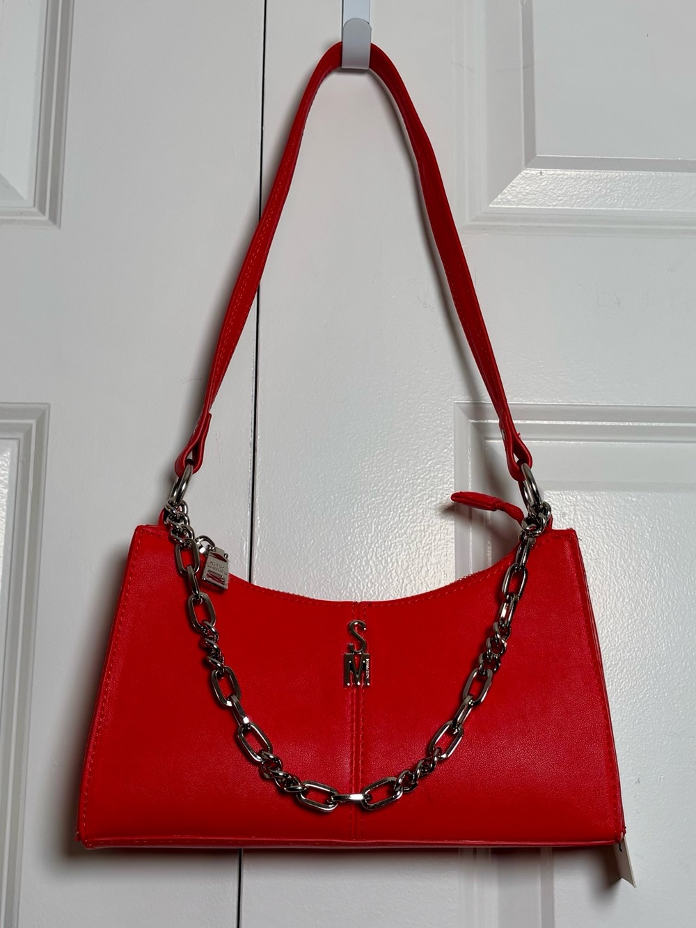 STEVE MADDEN “Tomato” Red Shoulder Handbag w/ Silver-Tone Chain Link Accent